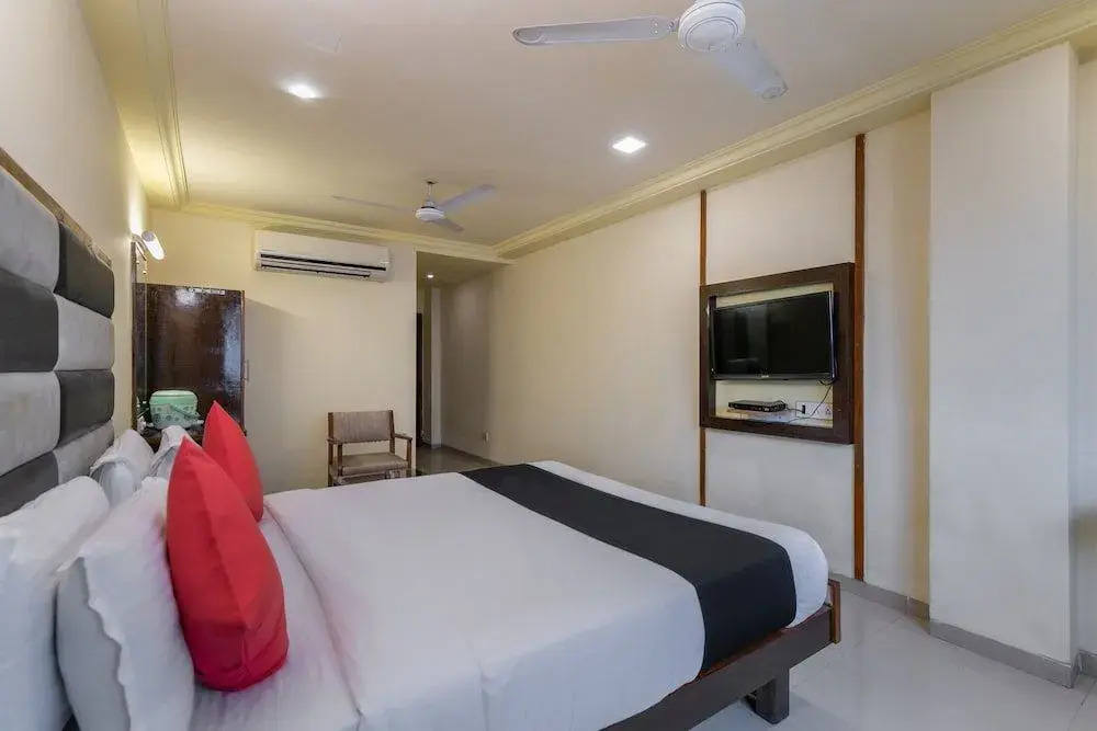 Capital O 891 Hotel Kadamb Inn