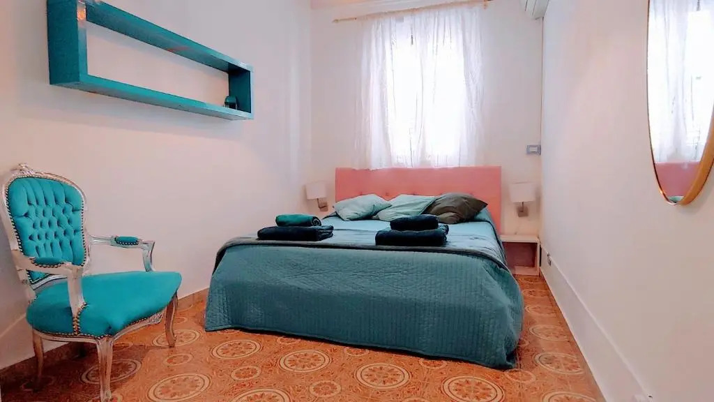 Flat 13