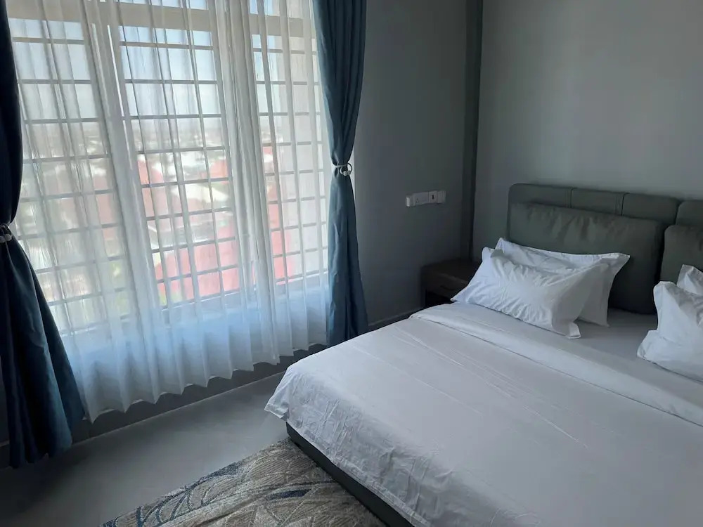 Eastern City Apartments