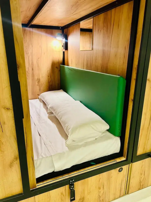 Urban Inn Capsule Madrid