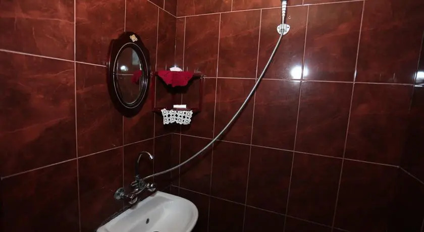 Guest House Iura