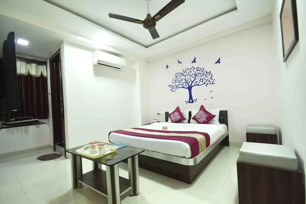 OYO 3749 Hotel Krishna
