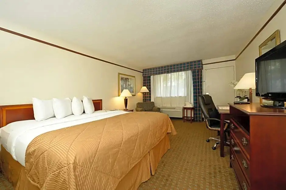 Quality Inn & Suites Near Fort Sam Houston