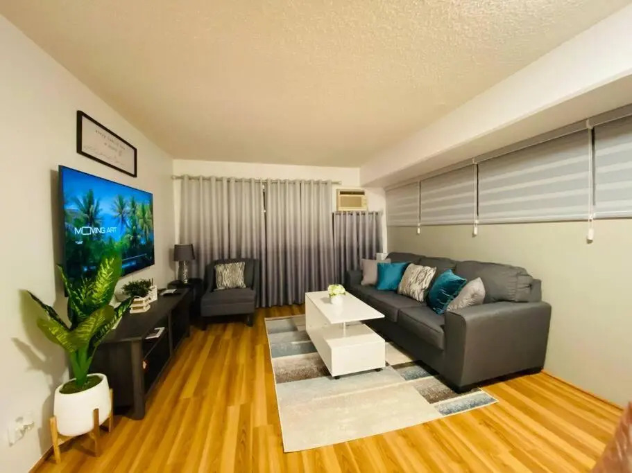 Luxury 2beds,2baths, free parking at Waikiki Beach
