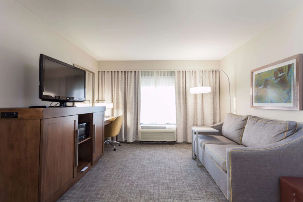 Hampton Inn & Suites Dallas DFW Airport North Grapevine