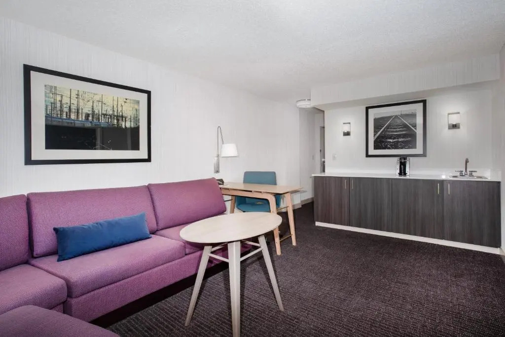 Crowne Plaza Kansas City Downtown by IHG
