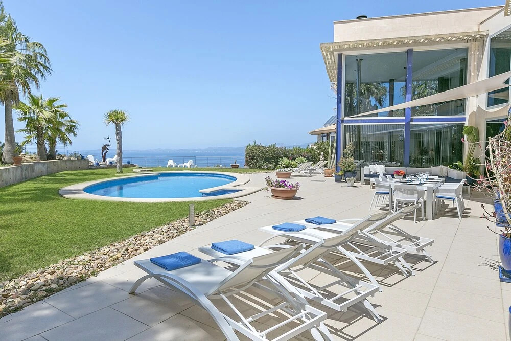 Villa Bay Blue