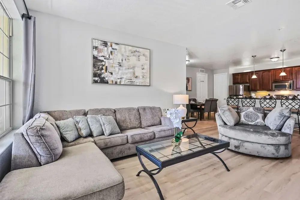 4804 Cayview Avenue #305