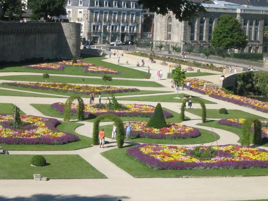 Appart Hôtel Le Liberté Vannes Centre-Ville