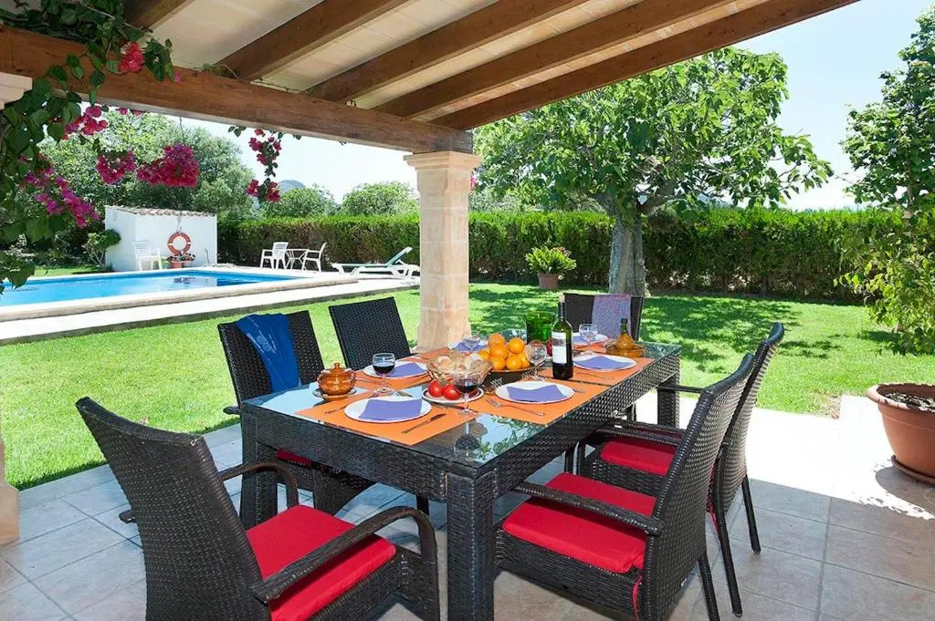 Villa Burgues
