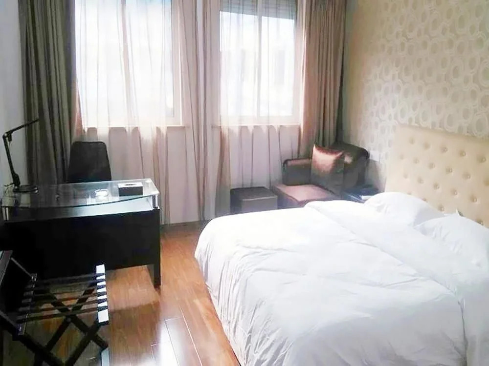 Baifenghui Business Hotel