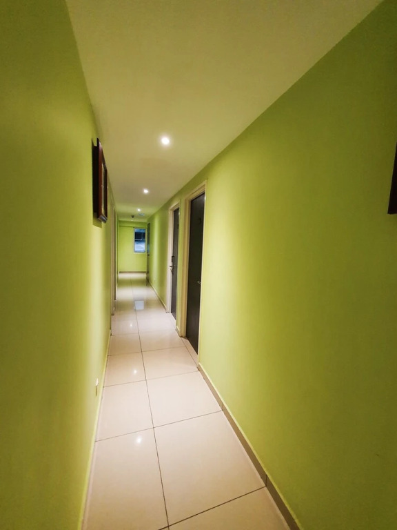 吉隆坡153 德上城1OYO客房酒店(OYO 153 de Uptown Hotel 1 Kuala Lumpur)
