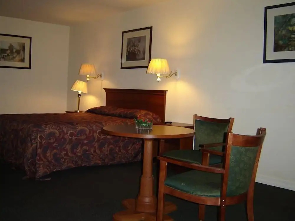 Budget Motor Inn- Stony Point
