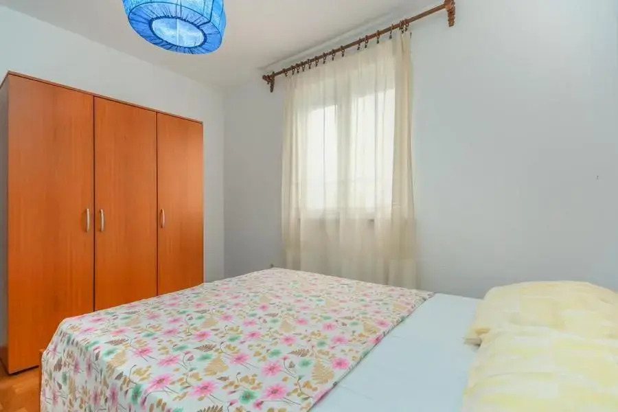 Apartments Ina