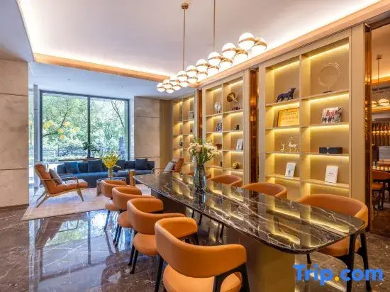 Madison Hotel, Qilihe Bridge, Lanzhou High Speed Railway Station
