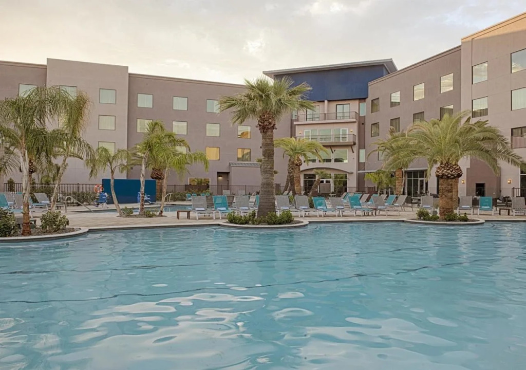 Sheraton Mesa Hotel at Wrigleyville West