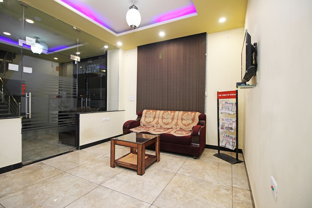 OYO 9424 Hotel Eden