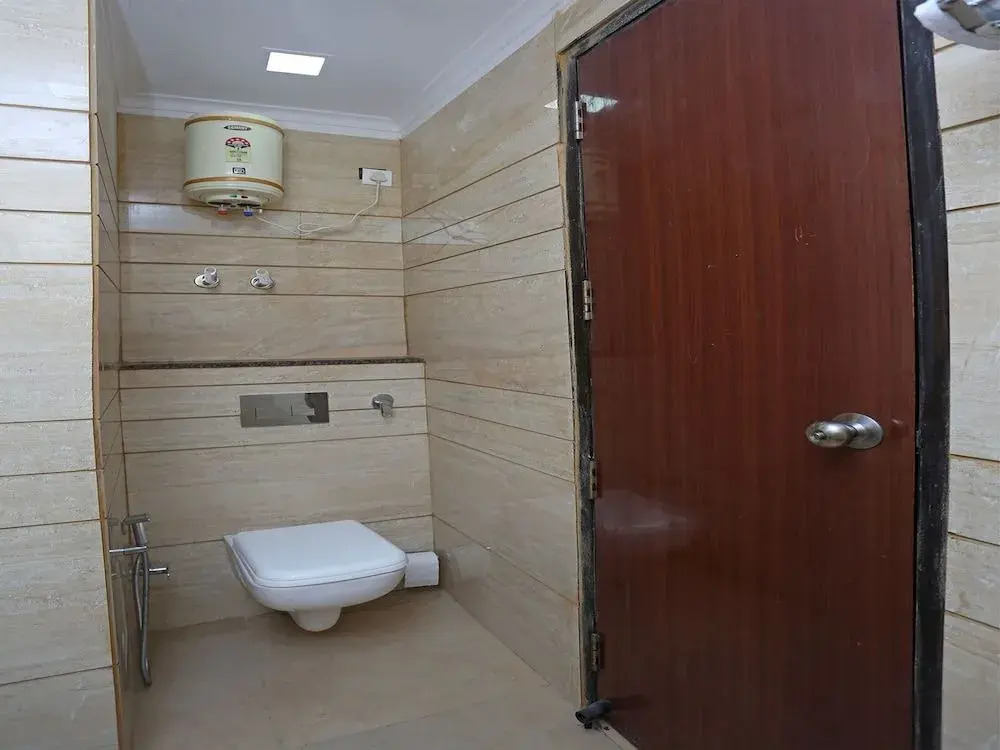 OYO 14384 Luxury residency