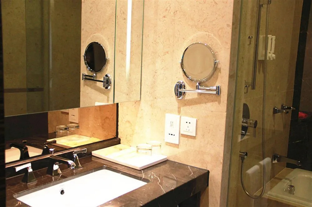 Guangzhou Xing Yi International Apartment - Poly World Branch