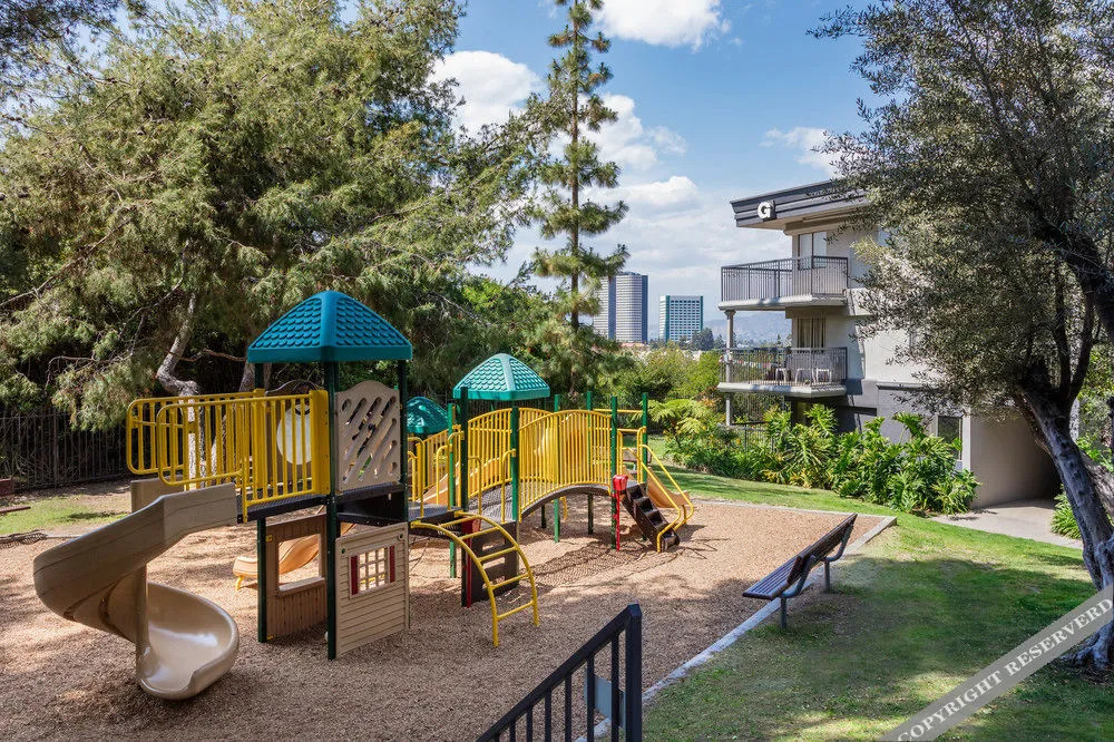Toluca Hills Apartments By Avalon