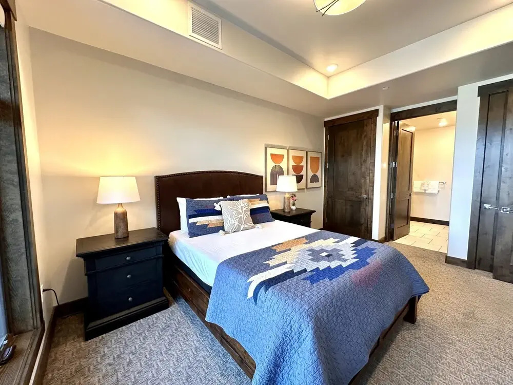 Blackstone Overlook 312 2 Bedroom Condo