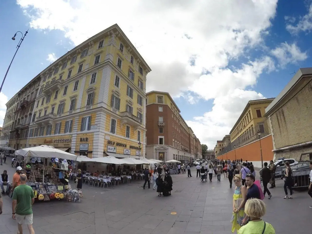 Popes Suites