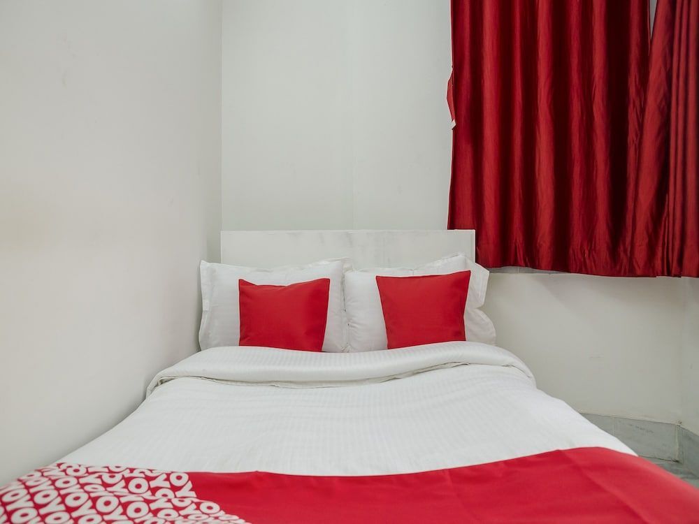 OYO 11054 Amar Raj Guest House