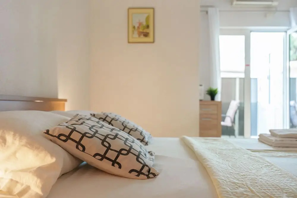 Studio for 2 People - Split Region With Sea View - Close to Commodities