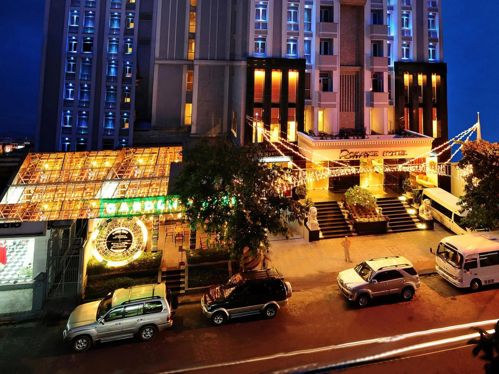 Romance Hotel