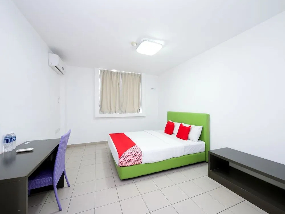 Y Hotel