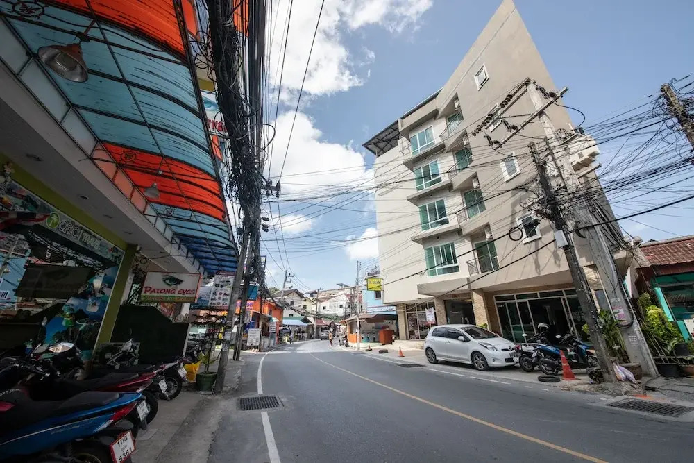 Golden Place Patong by OYO Rooms