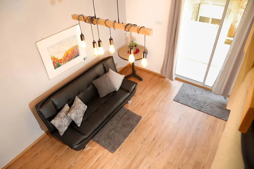 Great studio at the Center of the Center