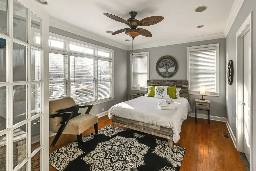 Walk to Beach! Group-friendly Ocean City Getaway