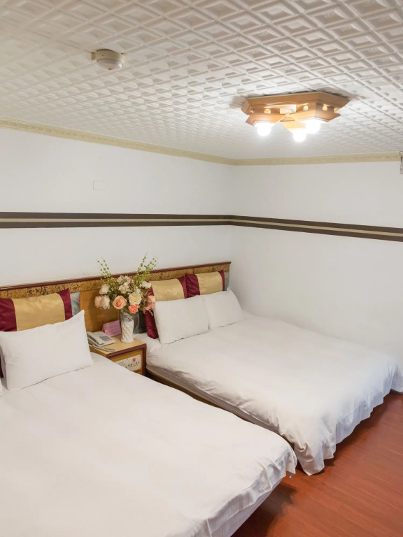 Sheng-Kuo Hotel