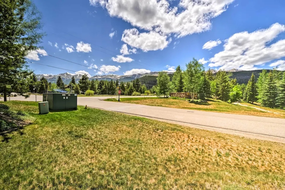 4 Mi to Breckenridge Resort: Condo w/ Sauna Access