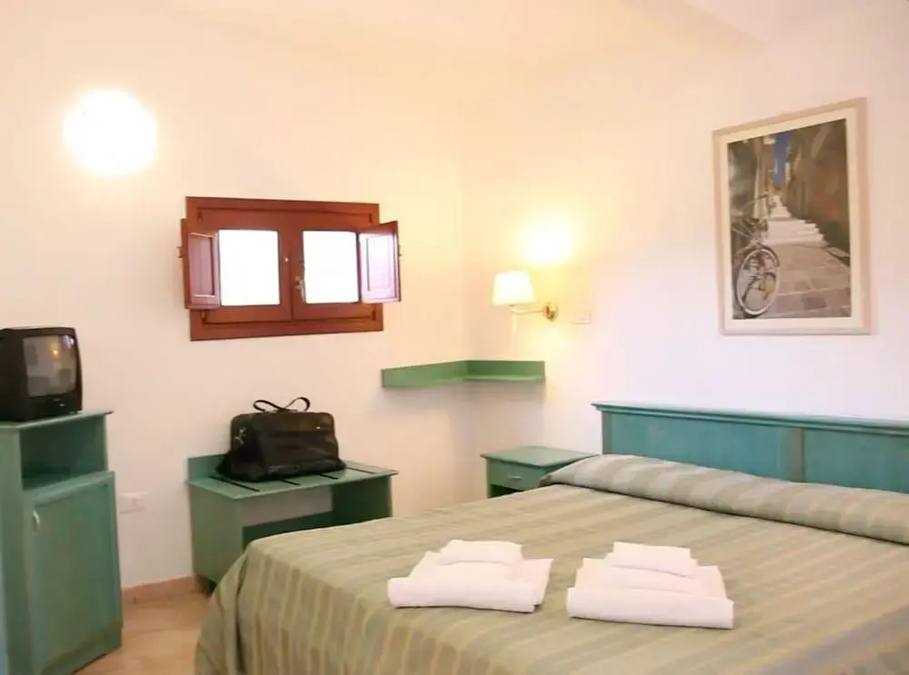 Hotel Club Mezzaluna