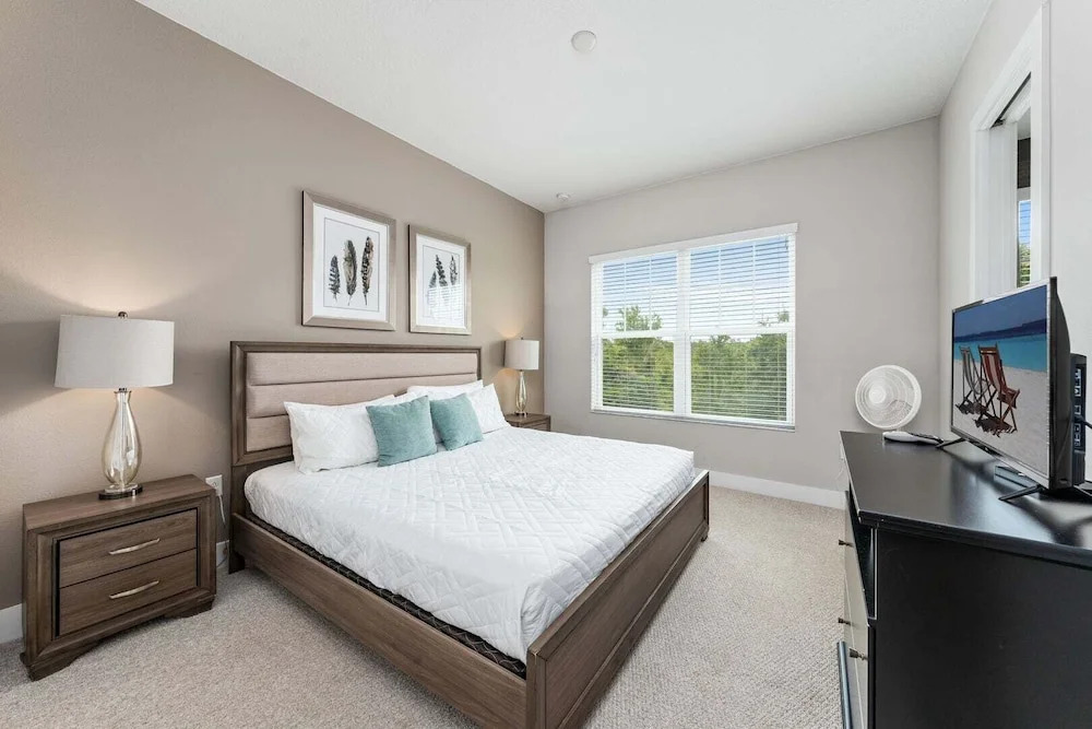Ultra Convenient Stay > 5 min to Disney