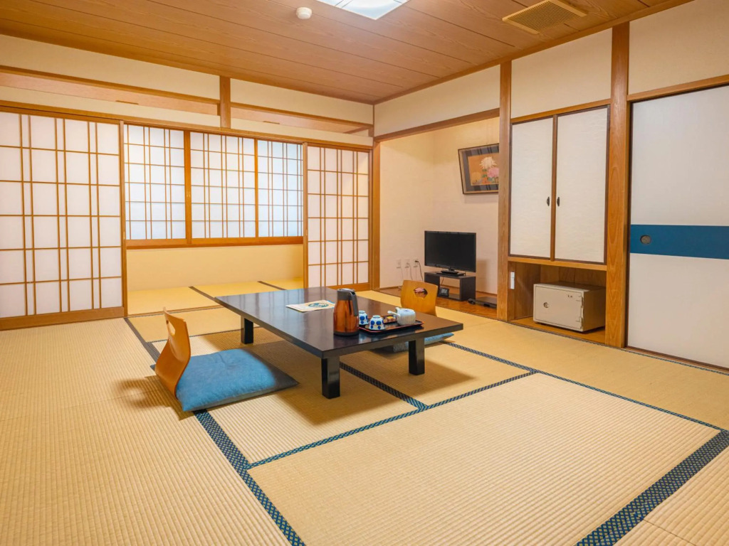 Hifumi Ryokan