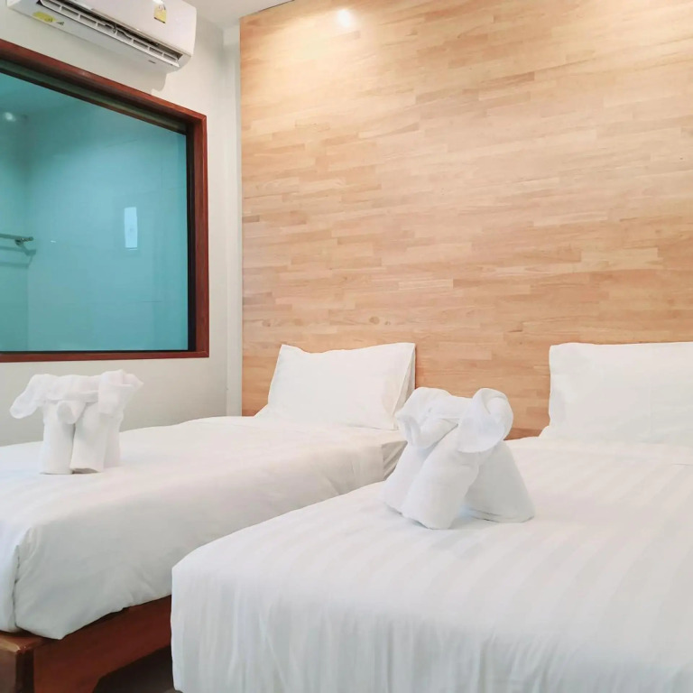 SUhotel Suratthani