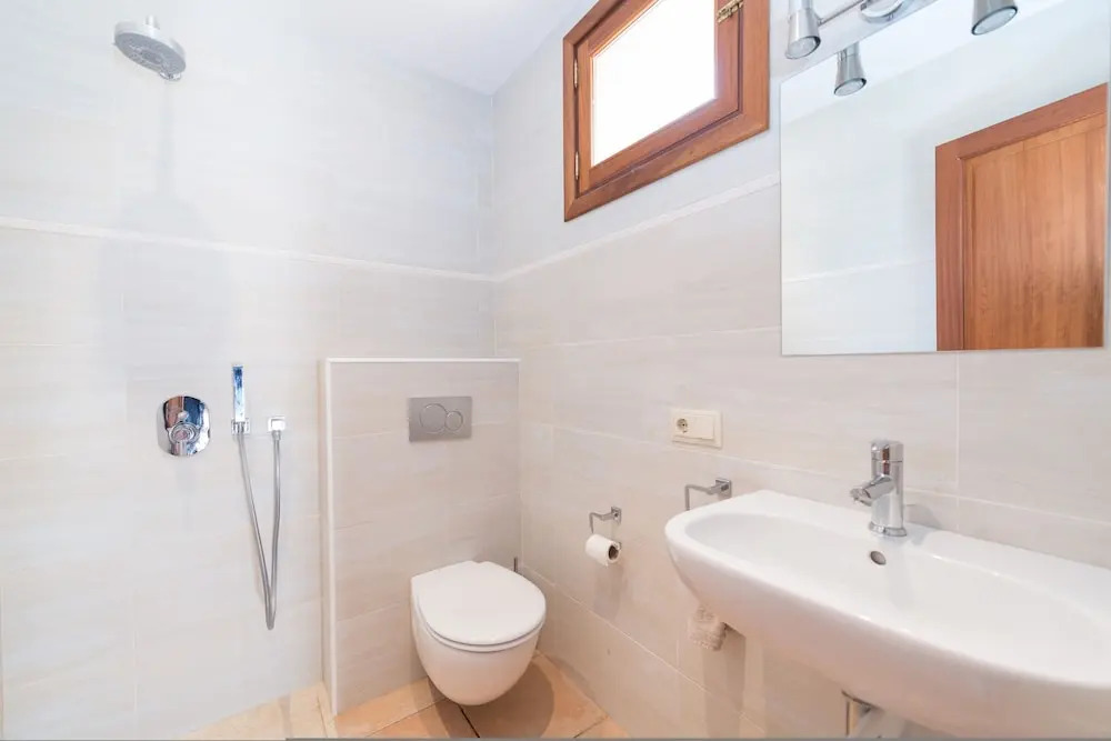 Can Raia in S Ller With 4 Bedrooms and 2 Bathrooms