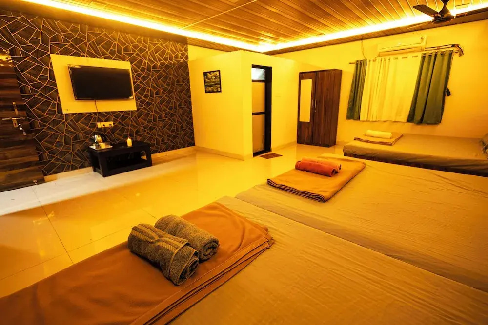 Arbor Resort