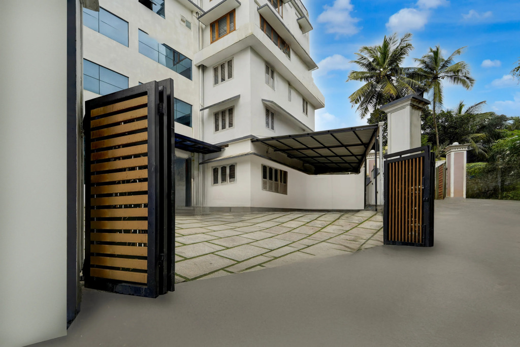 Super Townhouse Thondayad Calicut Formerly Dream Casa