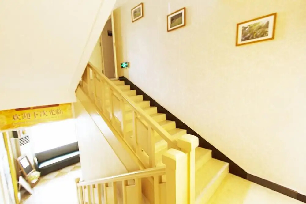 Center Of City Creo Hotel