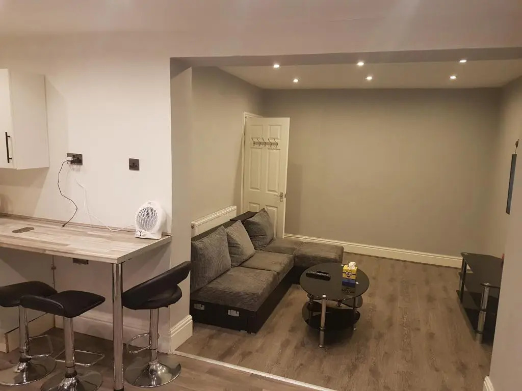 Monyhull Homestay - near City centre Kingsheath NIA NEC BHX