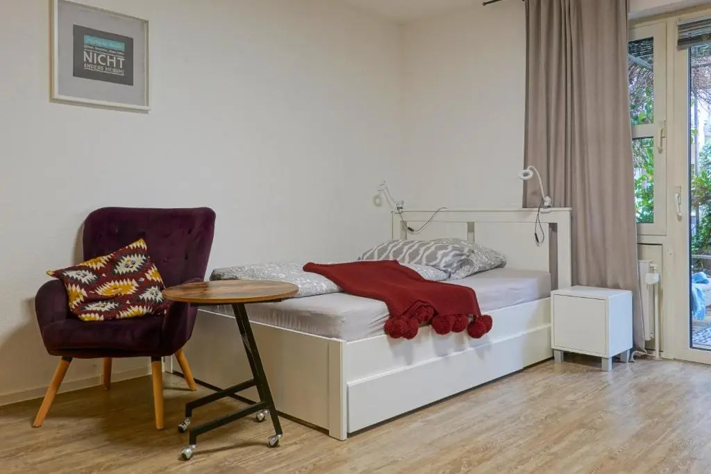 1 Zimmer Wohnung mit der Terrasse in der Innenstadt