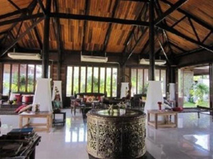 Chivaree Hotel And Resort