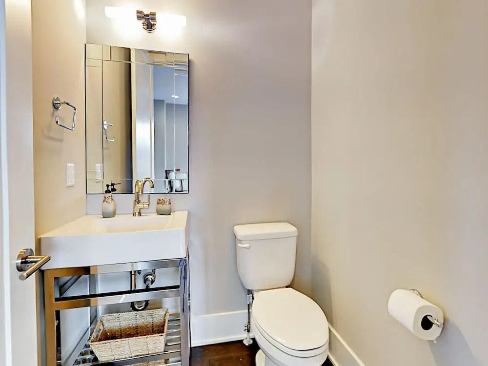 2003 Beech Ave Townhouse 3 Bedrooms 3.5 Bathrooms Townhouse