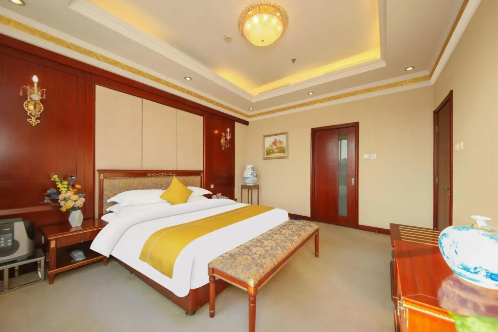 Qilin Hotel