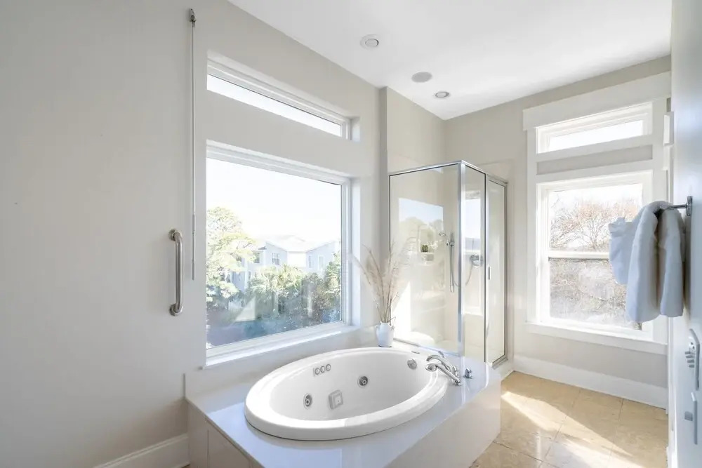 Topsail by Avantstay Bright Beachside Getaway w/ Pool & Ocean Views