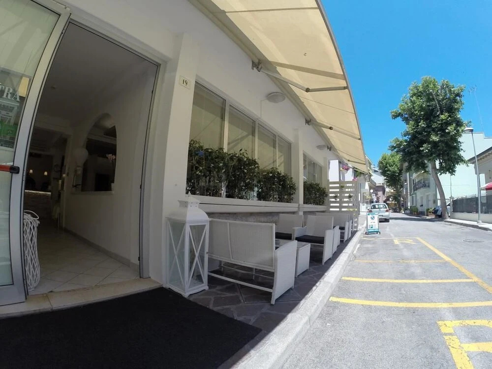 Hotel Astra